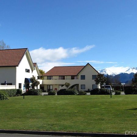 Bella Vista Motel Te Anau Bagian luar foto