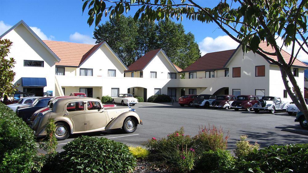 Bella Vista Motel Te Anau Bagian luar foto