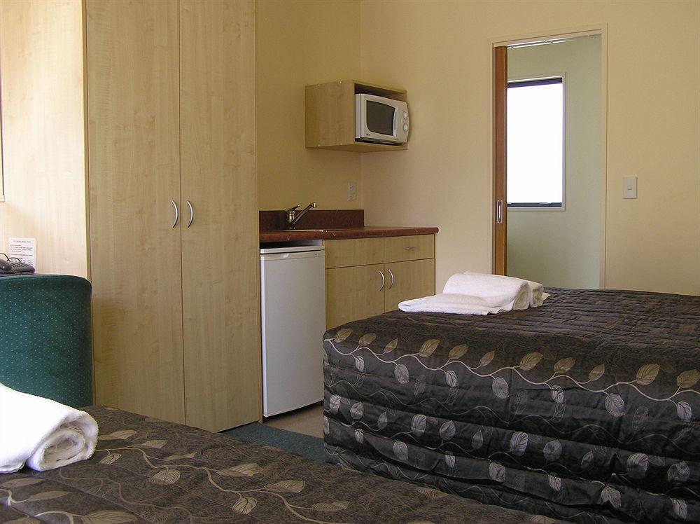 Bella Vista Motel Te Anau Bagian luar foto