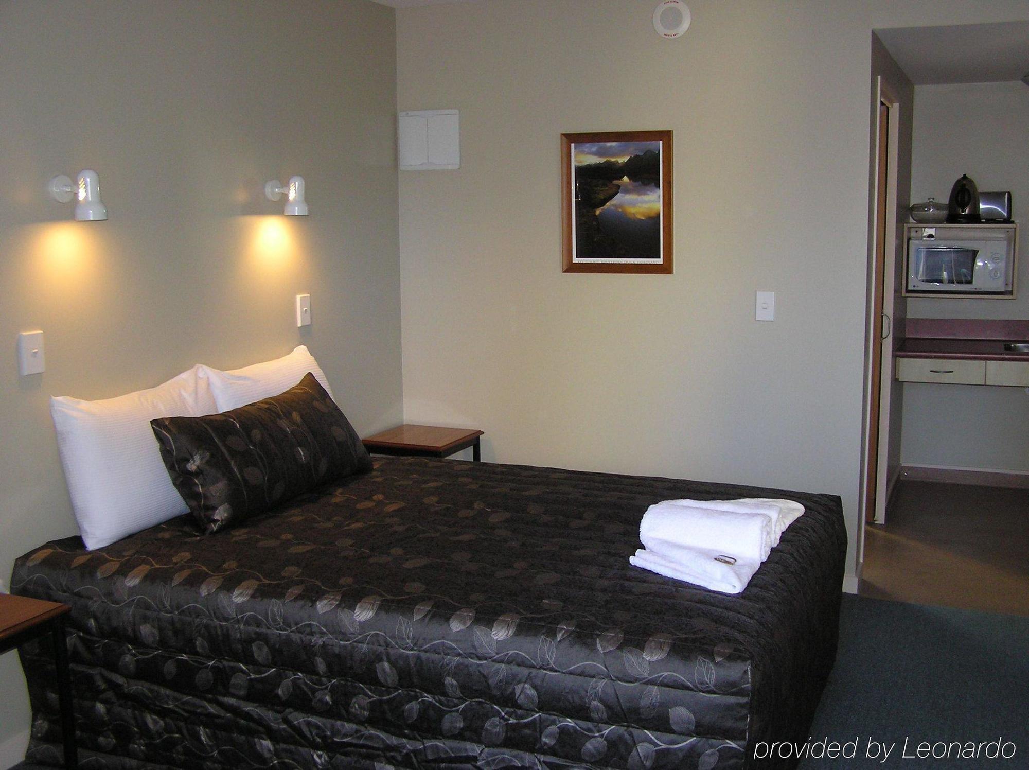 Bella Vista Motel Te Anau Bagian luar foto