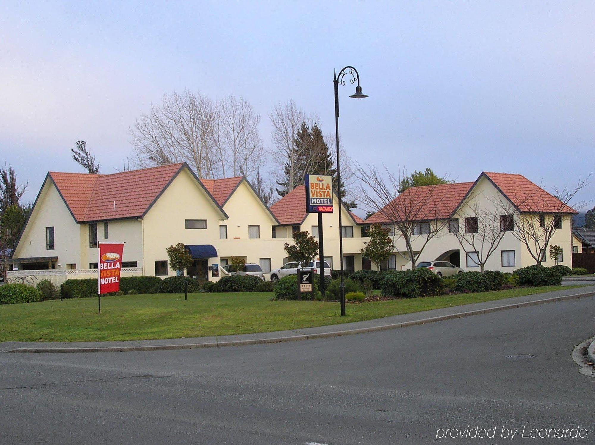 Bella Vista Motel Te Anau Bagian luar foto