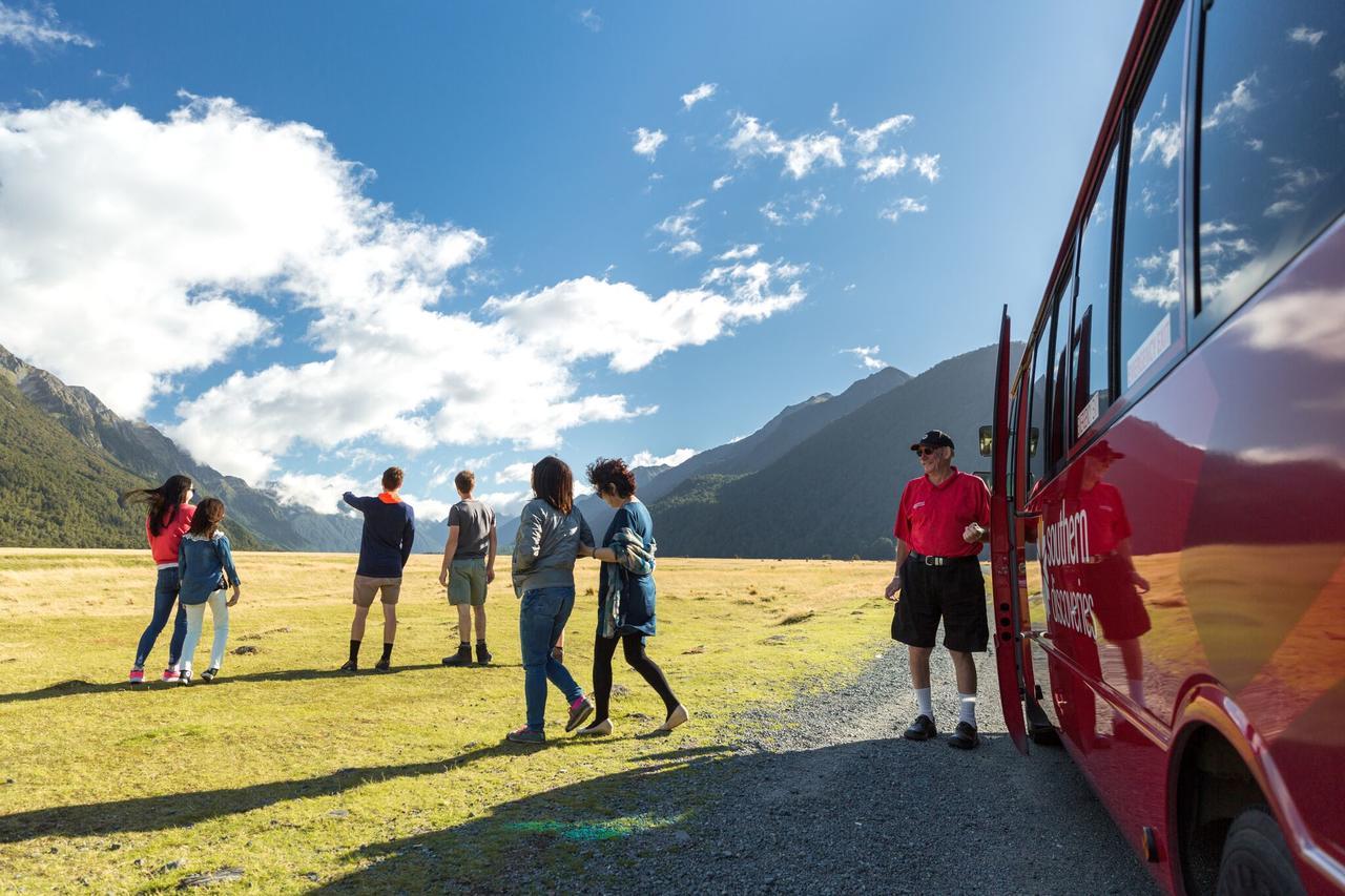 Bella Vista Motel Te Anau Bagian luar foto